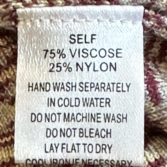 Cotton Candy LA | Collared Long Sleeve Top with 3-Button Closure, Size M - Picture 6 of 8